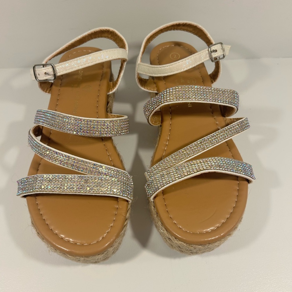 Adrienne Vittadini Girl White and Rhinestone Platform Sandals Espadrille Size 2